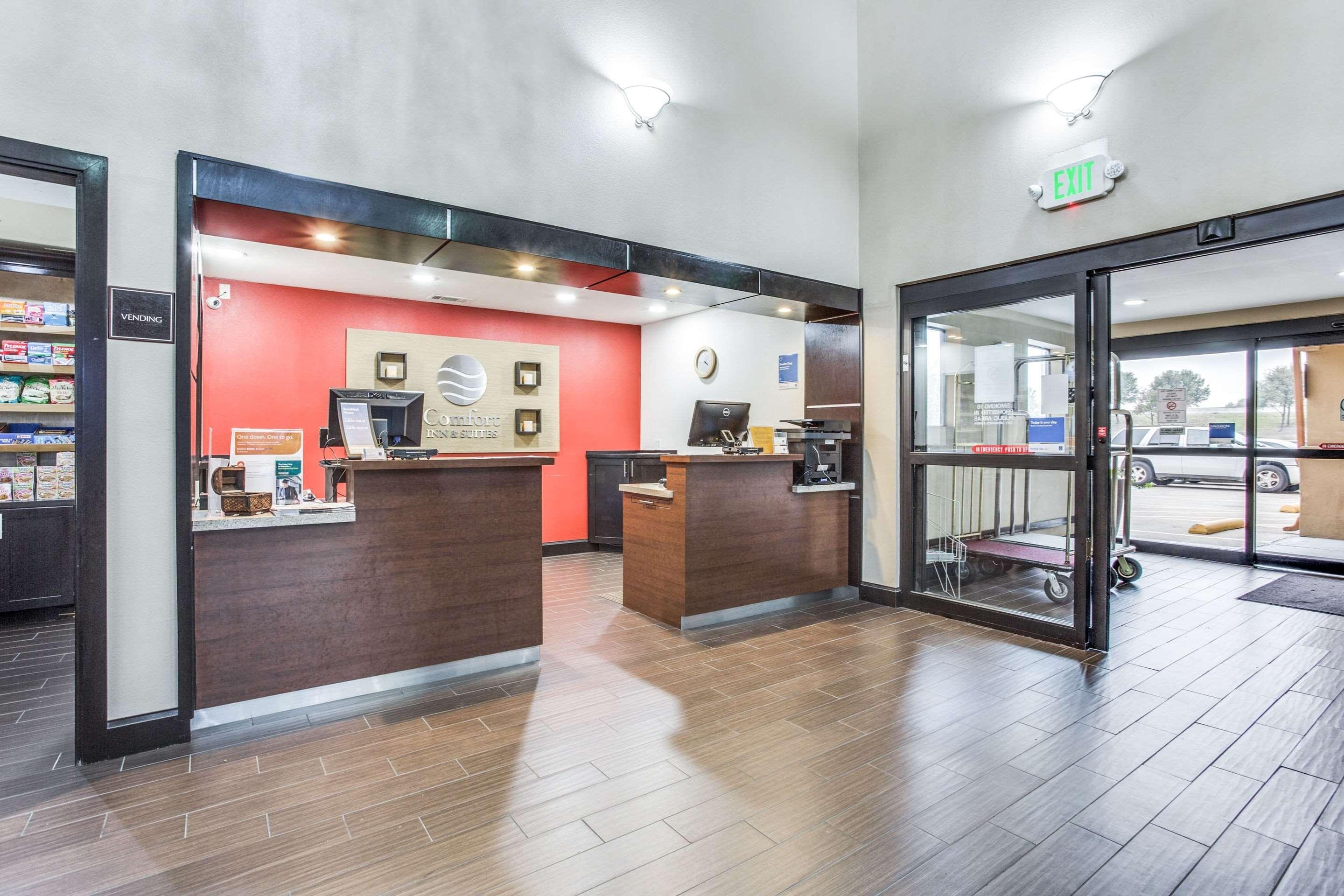 Comfort & Love Field-dallas Market Center Hotel Dallas