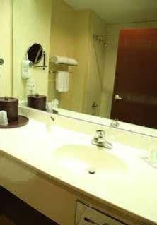 Comfort & Field-dallas Market Center Hotel 3*