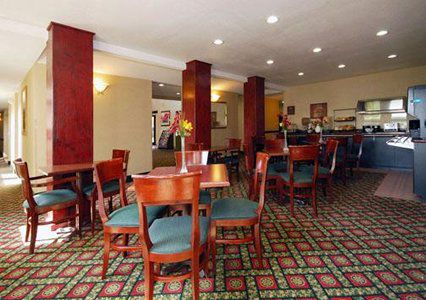 Comfort & Love Field-dallas Market Center Hotel
